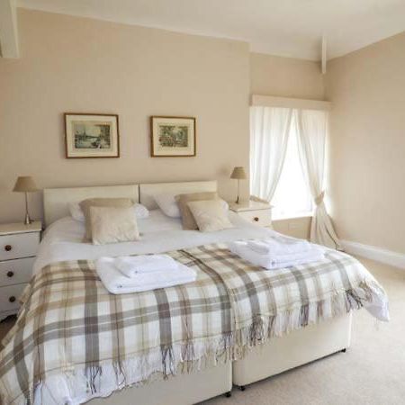 East Wing Villa Crewkerne Buitenkant foto