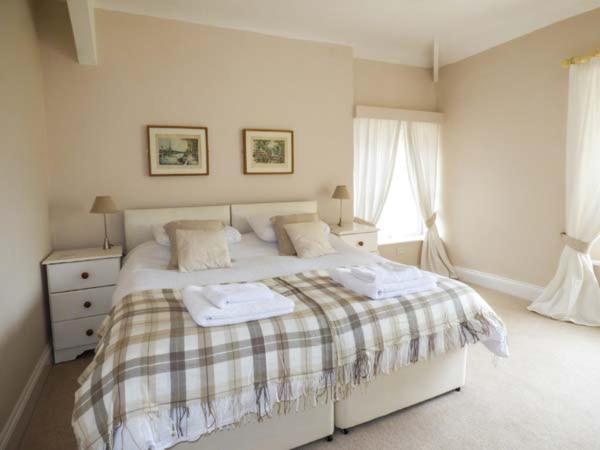 East Wing Villa Crewkerne Buitenkant foto
